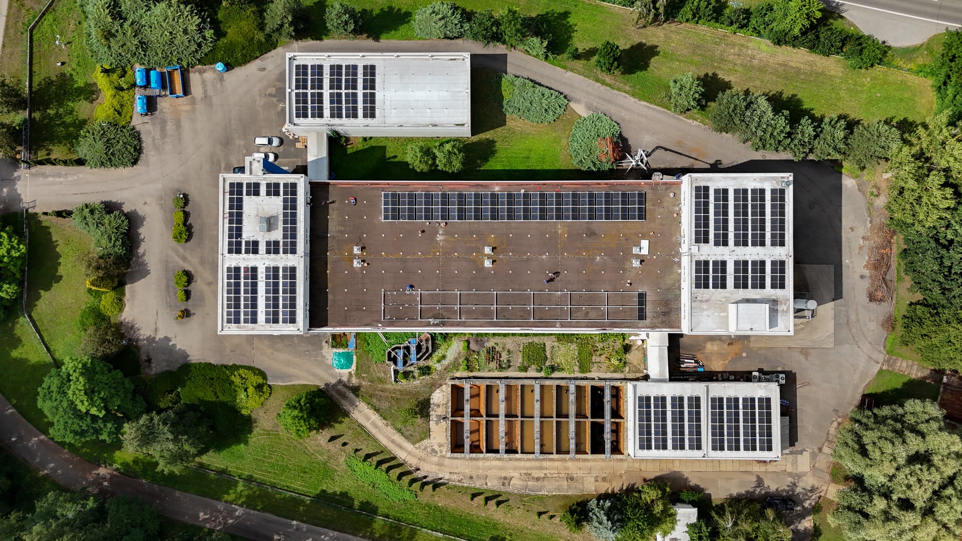 Realizace fotovoltaických elektráren Velký Malahov